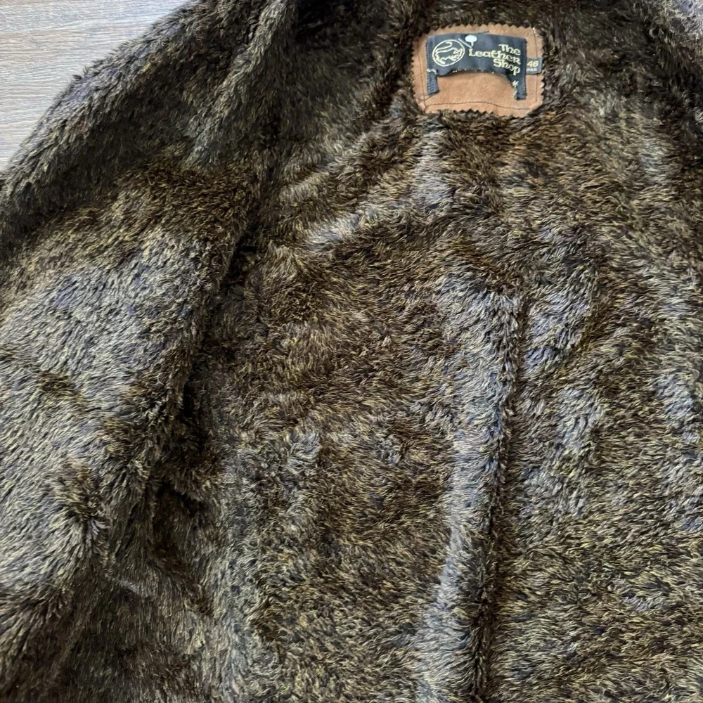 The Leather Shop Fur Lined Coat Sz 46 FAIR